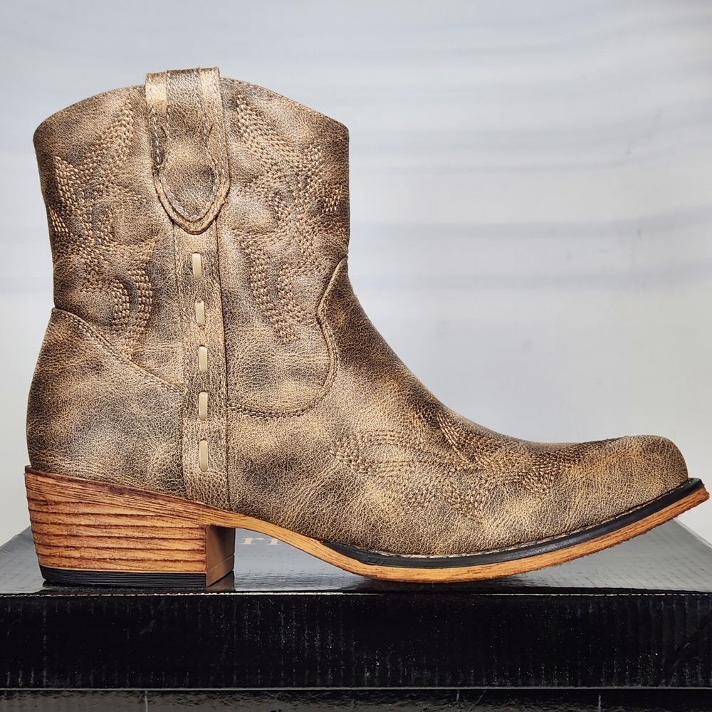 Pierre Dumas Kaylee-9 Women Taupe Western Ankle Boots Metallic Size 5.5